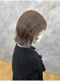 ハイトーンベージュ