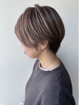 オーバルヘアー ルポ(OVAL hair repos)の写真/脱白髪染めは大人女性のトレンドワード♪-5歳若見えスタイルはOVALで叶います。白髪もデザインする時代☆