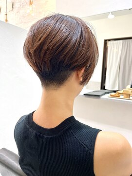 パブロ(Pablo) 刈り上げハンサムショート