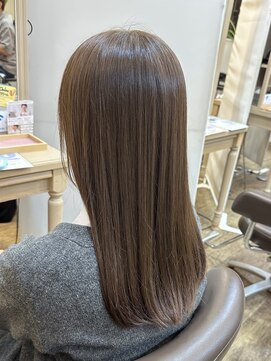 アルターリール(aL ter Rire) 黒髪/ボブウルフ/ネビージュ/小顔/ワンレン/杉田花乃