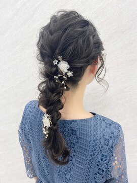 プルクラギンザ(PulchraGINZA) ポニーアレンジヘア/ウェーブ巻き/外巻き/結婚式/大人可愛い