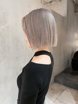 ステン(sten) シルバーベージュ×切りっぱなしボブ