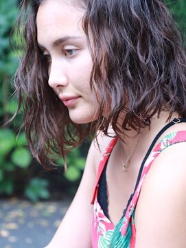 メロウ(MELLOW) upするウエーブBOB！#クラシカルモード3Dカラーワンレン