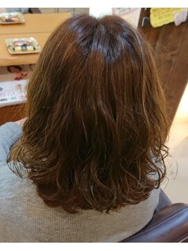 リーフヘアー(Leaf hair) ふわふわエアーパーマ