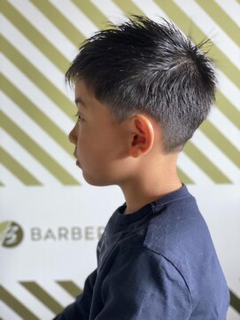 バーバーバー アカバネ(BARBER-BAR AKABANE) お洒落にキッズカット【BARBER-BAR】