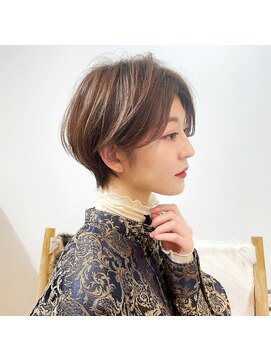 ラナ 渋谷(Lana) 【Chill】オフィスもok!大人かわいいショートパーマスタイル◎