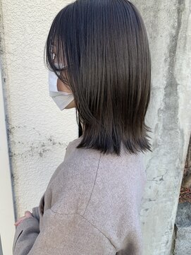 ロプート(Loput) オリーブベージュ×ロブ