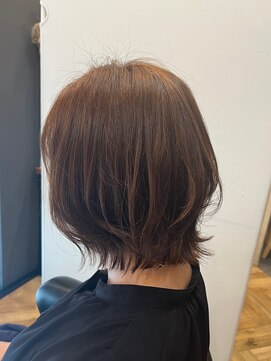 アルター(aL ter) ボブレイヤー×ベージュカラー