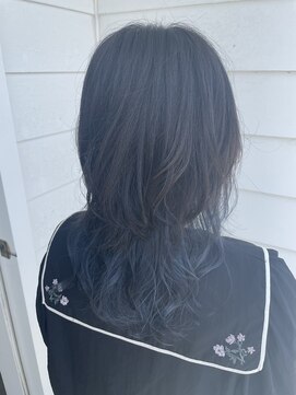 アプシー 三木店(Apsee) ロングウルフにブルーのインナーカラー!