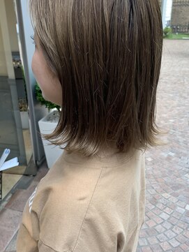 ビュートリアム 梅田(BEAUTRIUM) 外ハネボブ