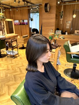 ロコ(loco) 【フェザーバング/ミディアム】