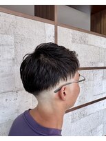 シザーズ(SCISSORS)&nbsp;スキンフェード/ツーブロック/眉毛デザイン/バーバー