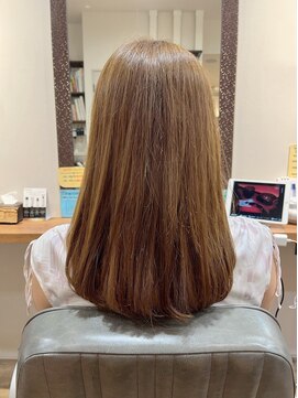 ルッソリベラ 池袋(Lusso libera) イエローブラウン[30代/40代/50代]