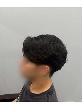 フイ 自由が丘(men's salon Hui) 毛流れセンターパート