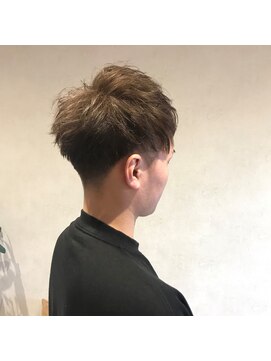 ライフ ウィズ ヘア(LIFE with HAIR) 刈り上げデザインショート