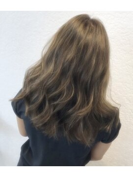 ヘアーアンドスパ フェリーチェ ミチ 野田屋町店(HAIR&SPA felice MICHI) フォギーベージュカラー!