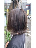 クルニエ(crenier)&nbsp;crenierで作るエアリーボブ＠柔らかグレージュ●