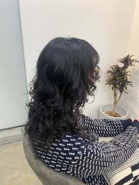 ソソ(soso) soso ウルフレイヤー×パーマ