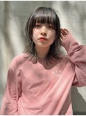 個性的　カジュアルウルフ　ミディアムウルフ　ウルフレイヤー