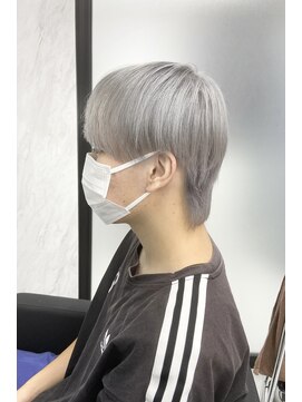 リア 大阪梅田(Ria) ～メンズ　ホワイトシルバーウルフ～ 【Ria 大阪 梅田】