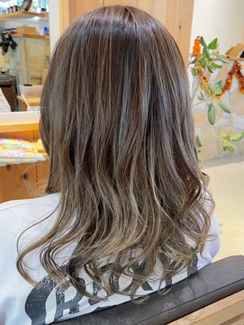 タイズ(ties) 20代30代ハイライトバレイヤージュアッシュグレージュ立体感