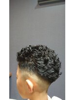 メンズ ルシードスタイル アウラ 松戸市五香(LUCIDO STYLE Aura)&nbsp;強めパーマとフェード