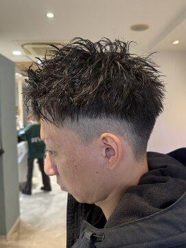 ルチア 八柱店(LUCIA by cuore) ツイストスパイラル　アップバング　刈り上げアップバング