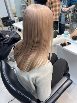 リムレスバイサンク 万代 新潟駅(LIMLESS by cinq) 新潟ダブルカラーミルクティーベージュ顔周りレイヤーカット＊