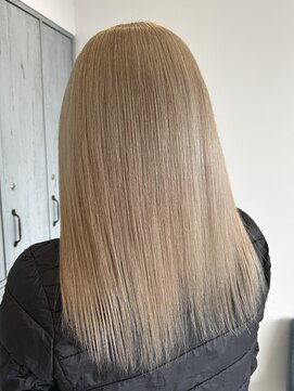 ロテ(LOTE.) 着物ヘア/ダークアッシュ/ミディアムレイヤーカット/一宮