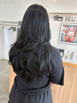 ウィリーベル 沖縄(WILLIE BELLE) 黒髪ロング/レイヤーカット/髪質改善/ツヤ髪/韓国風