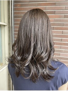 アリュー(allu)の写真/『スタイリングカット￥3500』顔周りのニュアンスで印象を変える。あなたに一番似合うスタイルをご提案♪