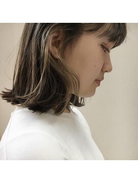 キー(kii) naturalbob(asuka)48　ボブ　切りっぱなし　福岡　天神　今泉