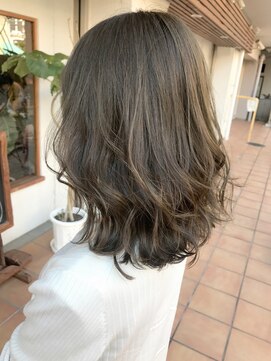 リゴッツ ドゥア プトゥリ(Regottz dua putri) 20代30代＊ツヤ髪*透け感*春カラー*ミルクティーカラー