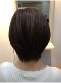 耳掛けショート。ショートボブ。