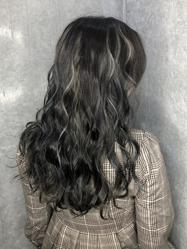 ロダット 横浜(LODAT by little) コントラストハイライト×ブルーアッシュ【LODAT横浜】