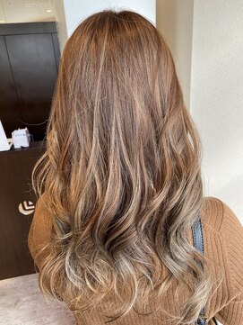 リブレソレイユ(Libre soleil) フォギーベージュカラー×ハイライト