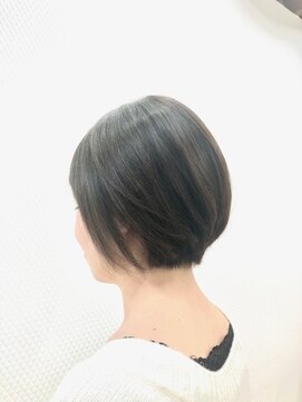 クオリス 上福岡店(QUALIS) 30代40代50代/白髪染め/艶カラー/ショートボブ/透け感/アッシュ