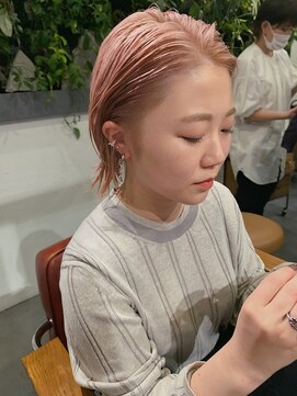 レガロ(Regalo) ピンクベージュウルフ