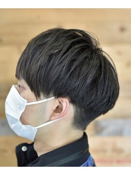 ヘアアイラッシュ リベット(hair eyelash RIVET) マッシュショート×ネープレス