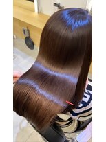 ジーナ 船橋(Zina)&nbsp;小顔セミウェットウェーブピンクベージュハイライトカラー