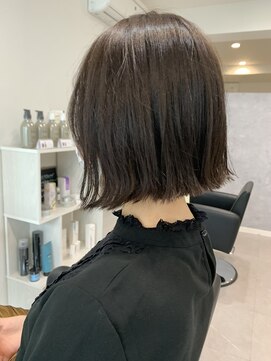 ガーベラ(gerbera) olive/切りっぱなしボブ