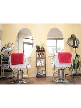 小規模サロンの貸し切り空間★マンツーマン施術で〈なりたい〉を叶えます！髪のお悩み相談も◎