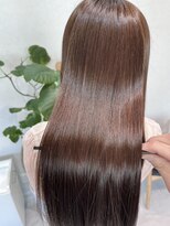 エミュスト(Emuest) 艶髪☆心斎橋髪質改善