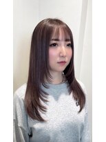 シェリ(Cheri)&nbsp;小顔に見えるハイレイヤーロング:ピンクベージュ