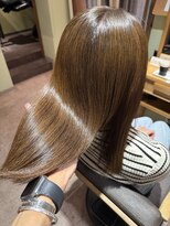 マーシュアトレ(marshu atre) 艶髪　田中スタイル