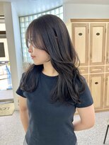 ロマーリ(LOMARLIE)&nbsp;darkolive/レイヤーカット