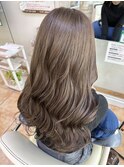ほんのり暖色ベージュ