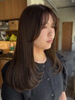 アルウ(Aru)&nbsp;まとまるローレイヤーと透明感アッシュベージュ