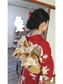 編み込みサイドシニヨン（すずめ屋のレンタル高級振袖F-1）