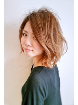 ヘアーサロンコモレビ(hair salon komorebi) 【komorebi】前髪長めの無造作ボブ